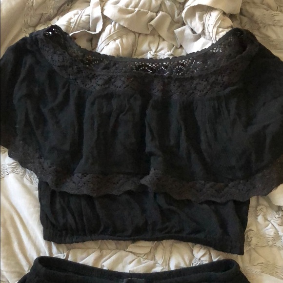 Crop top and short matching set - Picture 2 of 3